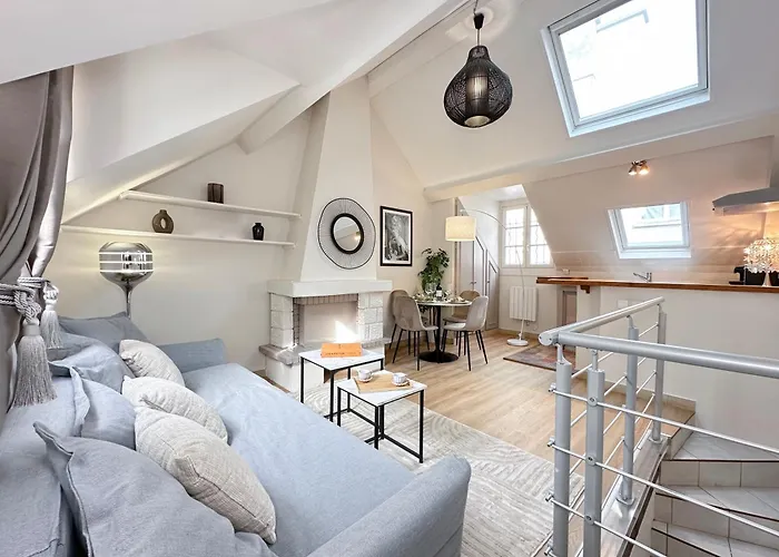Unique & Beautiful Duplex In Saint-Germain
